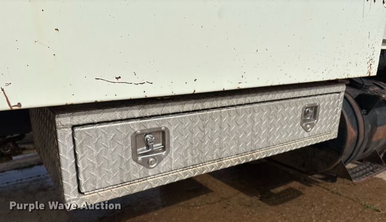 image for item EM2591 1987 Ford L8000 sewer jetter truck