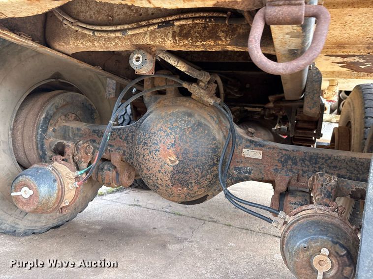 image for item EM2591 1987 Ford L8000 sewer jetter truck