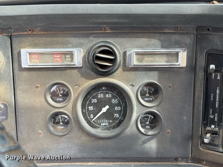 image for item EM2591 1987 Ford L8000 sewer jetter truck