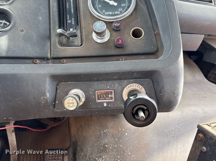 image for item EM2591 1987 Ford L8000 sewer jetter truck