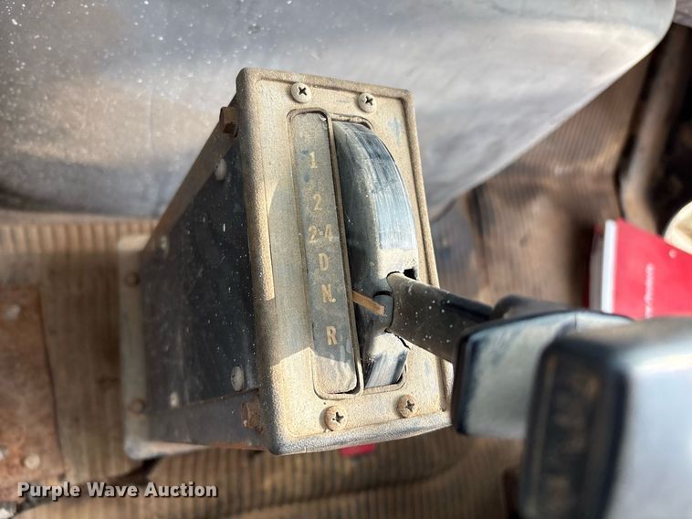 image for item EM2591 1987 Ford L8000 sewer jetter truck