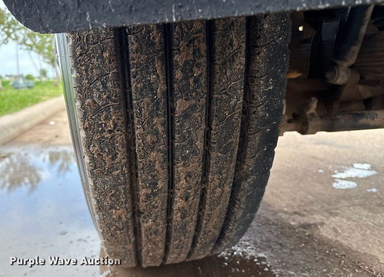 image for item EM2591 1987 Ford L8000 sewer jetter truck