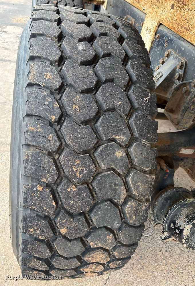 image for item EM2591 1987 Ford L8000 sewer jetter truck