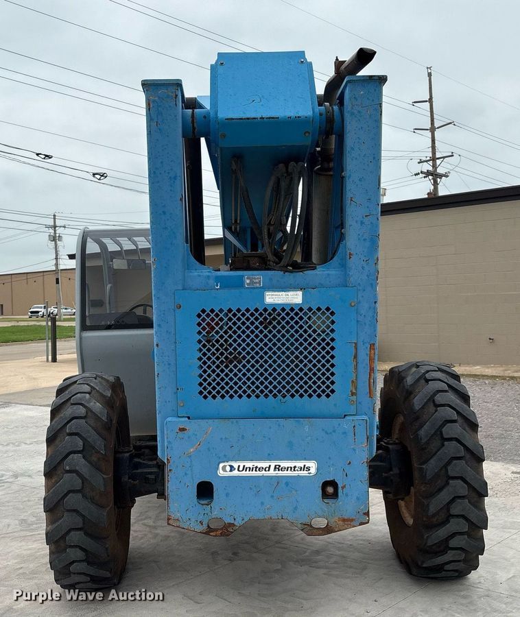 image for item EM2593 2007 Genie GTH1056 telehandler