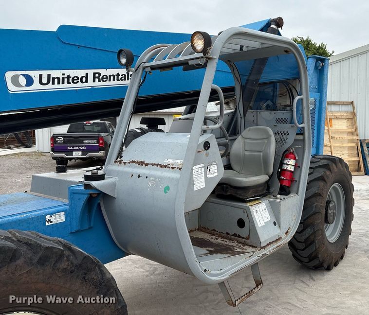 image for item EM2593 2007 Genie GTH1056 telehandler