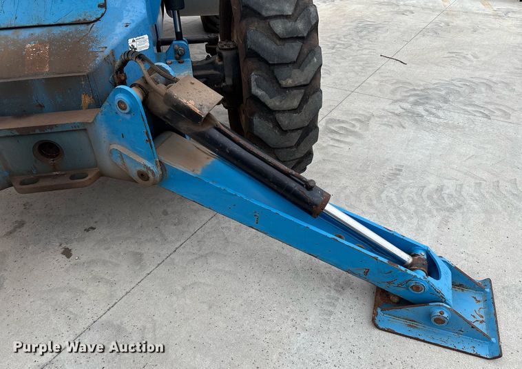image for item EM2593 2007 Genie GTH1056 telehandler