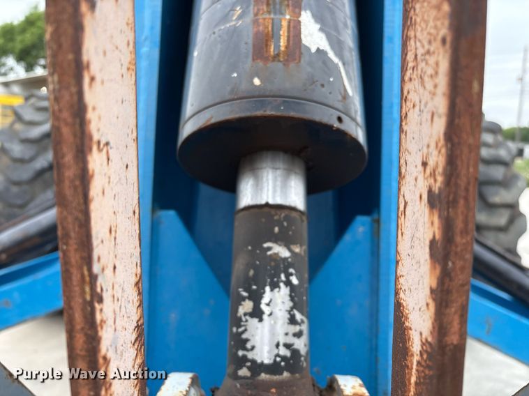 image for item EM2593 2007 Genie GTH1056 telehandler