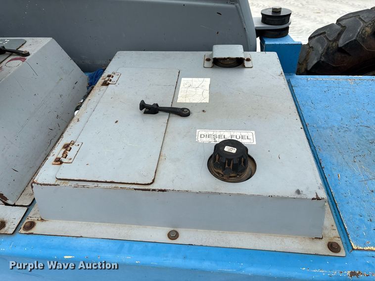 image for item EM2593 2007 Genie GTH1056 telehandler