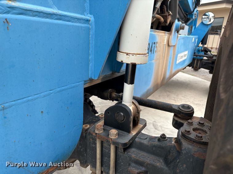 image for item EM2593 2007 Genie GTH1056 telehandler