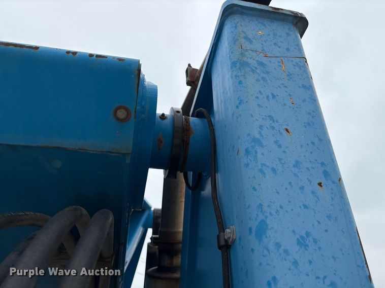 image for item EM2593 2007 Genie GTH1056 telehandler