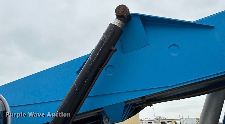 image for item EM2593 2007 Genie GTH1056 telehandler