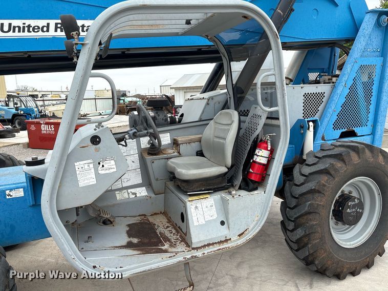 image for item EM2593 2007 Genie GTH1056 telehandler
