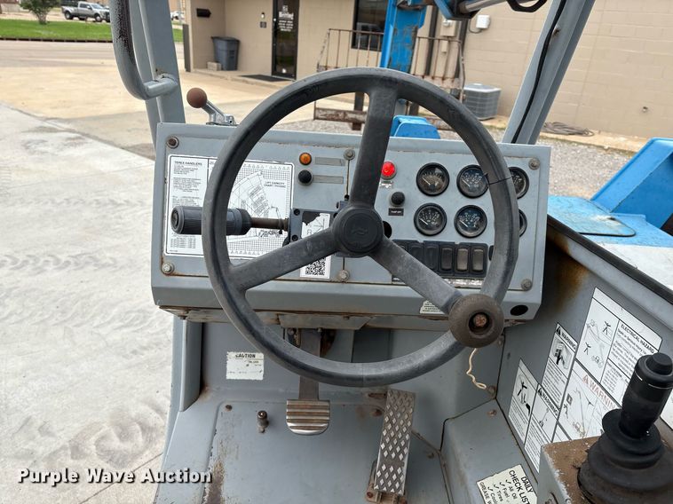 image for item EM2593 2007 Genie GTH1056 telehandler