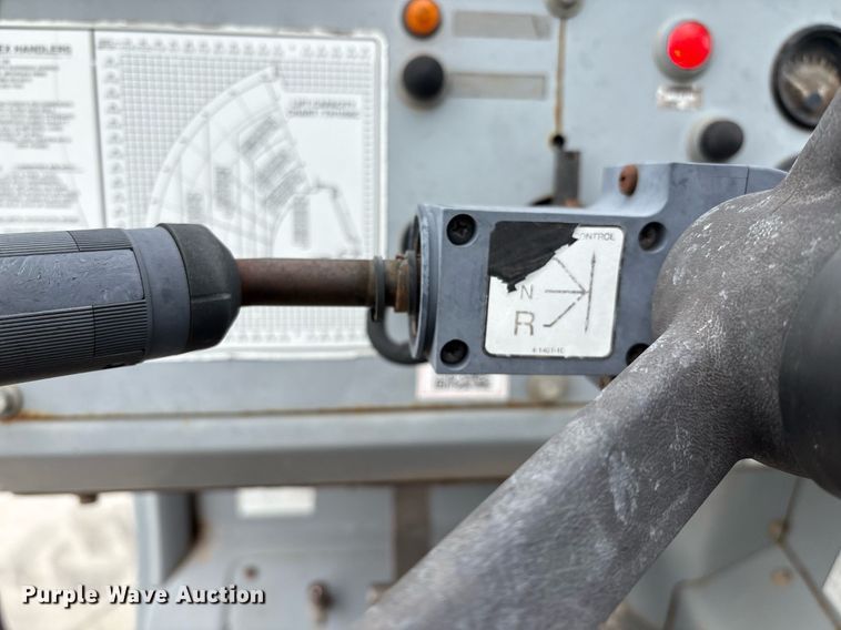 image for item EM2593 2007 Genie GTH1056 telehandler