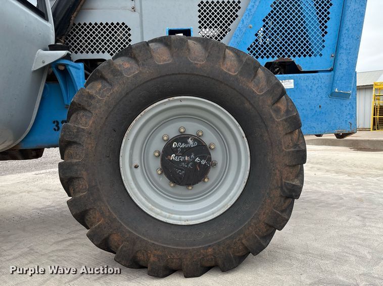 image for item EM2593 2007 Genie GTH1056 telehandler