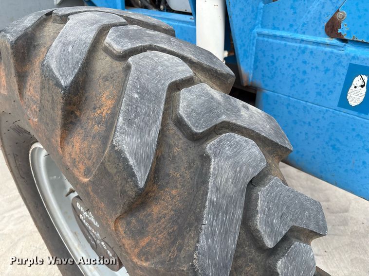 image for item EM2593 2007 Genie GTH1056 telehandler