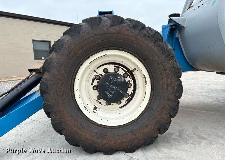 image for item EM2593 2007 Genie GTH1056 telehandler