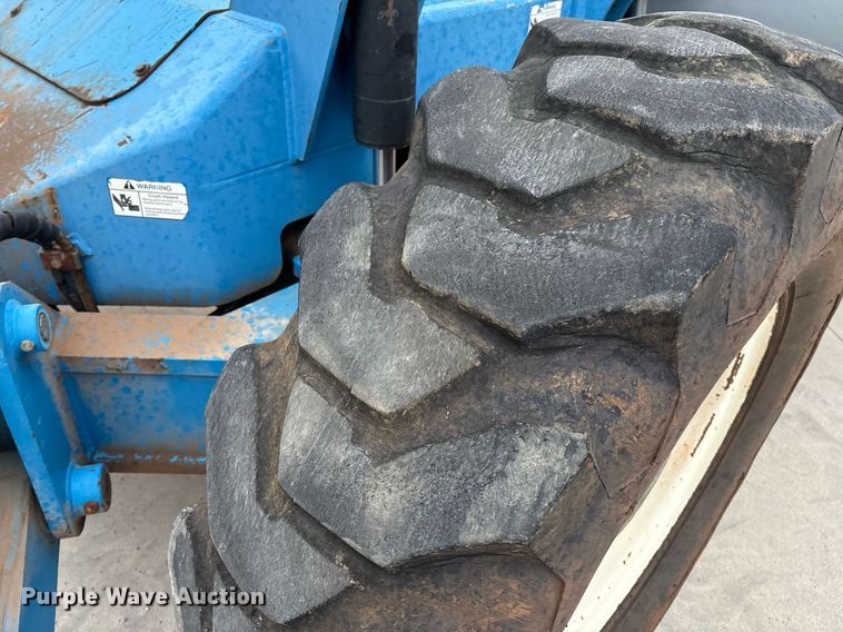 image for item EM2593 2007 Genie GTH1056 telehandler