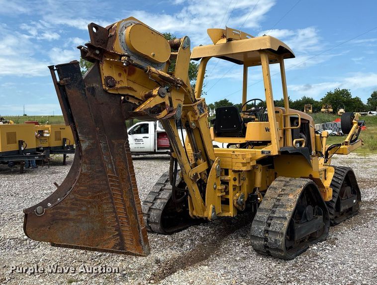 image for item EM2599 2012 Vermeer RTX 1250 cable plow