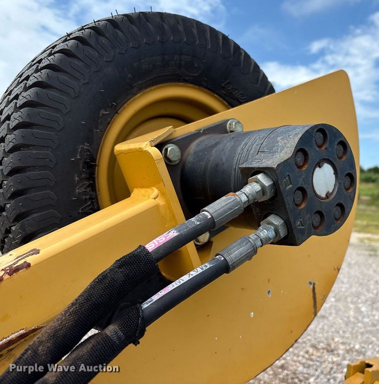 image for item EM2599 2012 Vermeer RTX 1250 cable plow