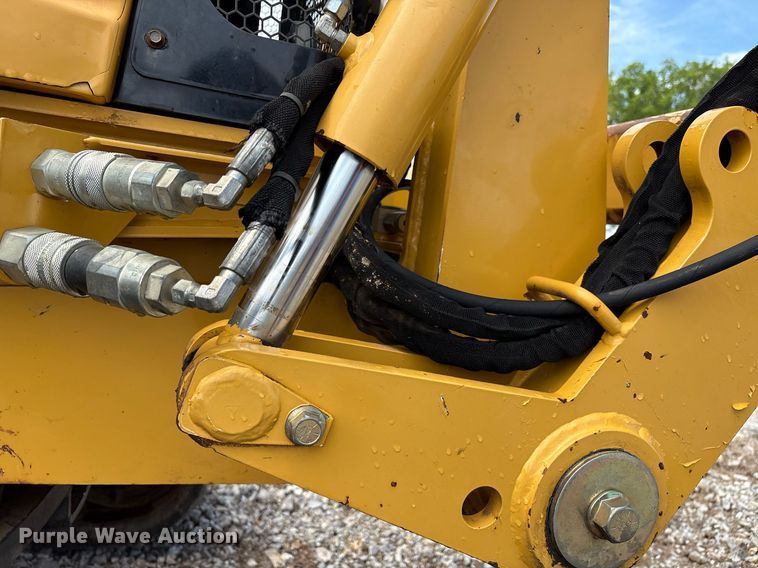 image for item EM2599 2012 Vermeer RTX 1250 cable plow