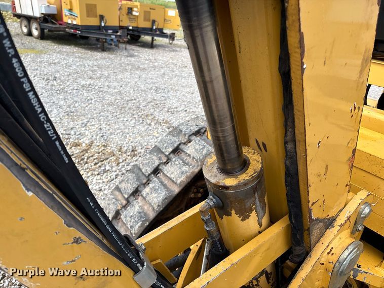 image for item EM2599 2012 Vermeer RTX 1250 cable plow