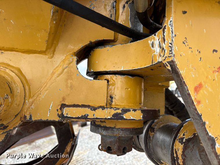 image for item EM2599 2012 Vermeer RTX 1250 cable plow