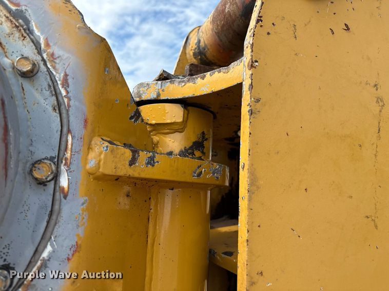 image for item EM2599 2012 Vermeer RTX 1250 cable plow