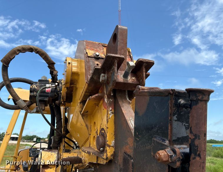 image for item EM2599 2012 Vermeer RTX 1250 cable plow