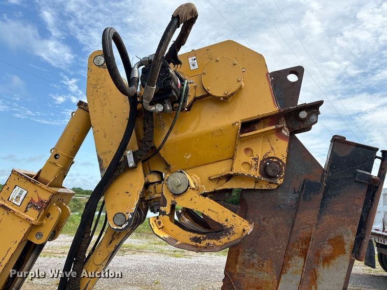 image for item EM2599 2012 Vermeer RTX 1250 cable plow