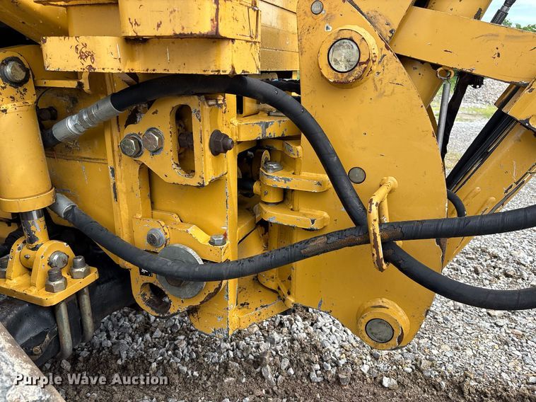 image for item EM2599 2012 Vermeer RTX 1250 cable plow