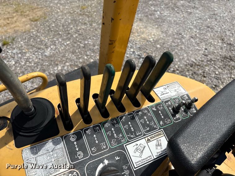 image for item EM2599 2012 Vermeer RTX 1250 cable plow