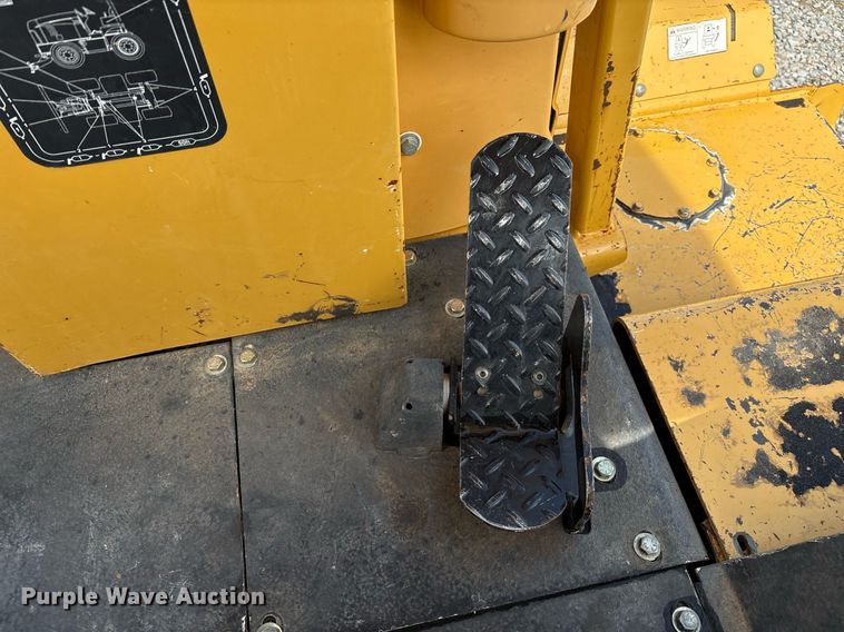 image for item EM2599 2012 Vermeer RTX 1250 cable plow