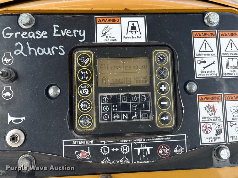 image for item EM2599 2012 Vermeer RTX 1250 cable plow