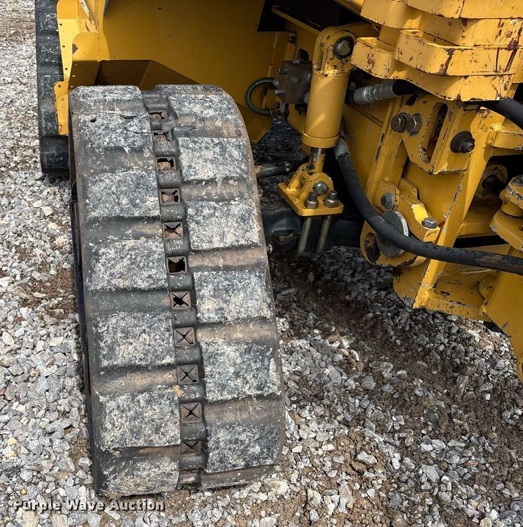 image for item EM2599 2012 Vermeer RTX 1250 cable plow