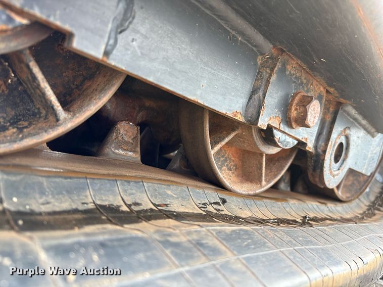 image for item EM2599 2012 Vermeer RTX 1250 cable plow