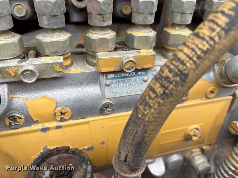 image for item EM2600 1995 Caterpillar D4C dozer