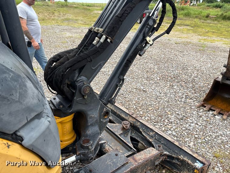 image for item EM2601 2014 John Deere 35G mini excavator