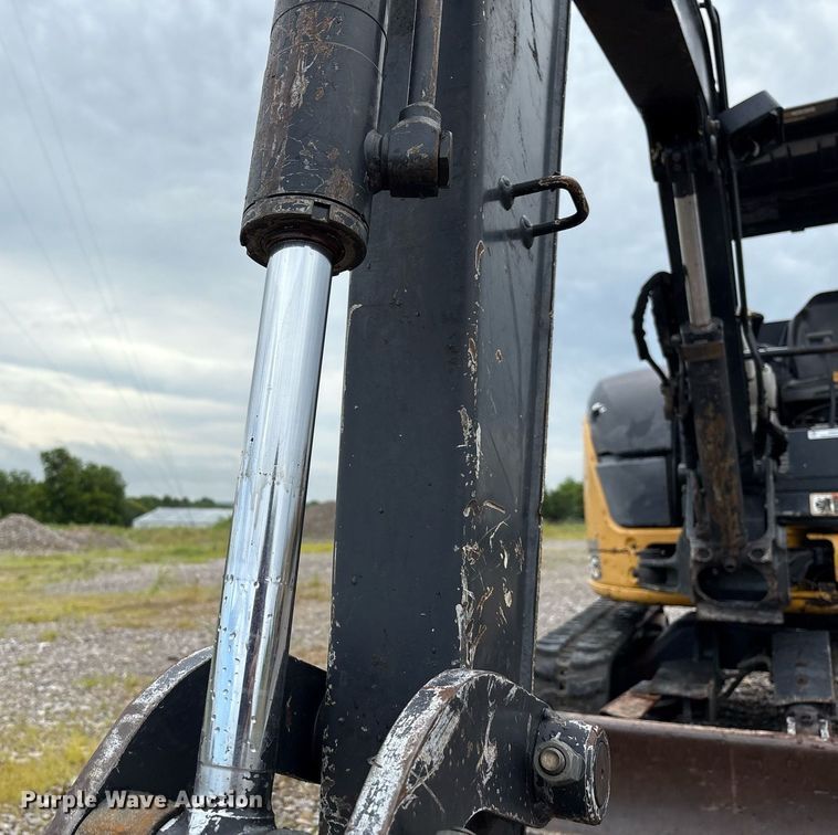 image for item EM2601 2014 John Deere 35G mini excavator