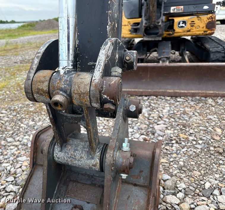 image for item EM2601 2014 John Deere 35G mini excavator