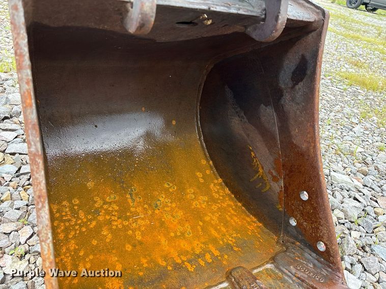 image for item EM2601 2014 John Deere 35G mini excavator