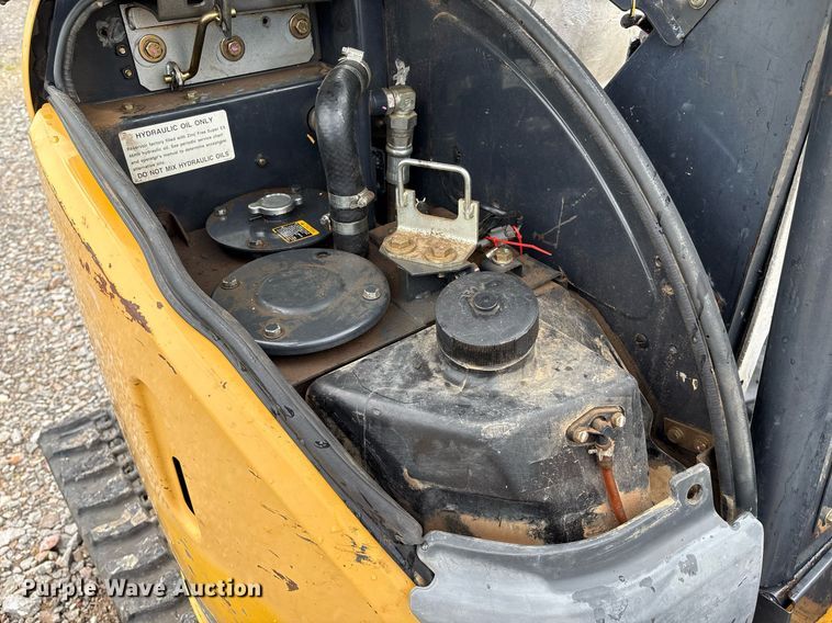 image for item EM2601 2014 John Deere 35G mini excavator