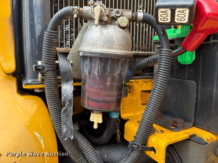 image for item EM2601 2014 John Deere 35G mini excavator