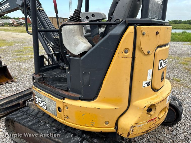 image for item EM2601 2014 John Deere 35G mini excavator