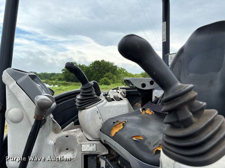 image for item EM2601 2014 John Deere 35G mini excavator