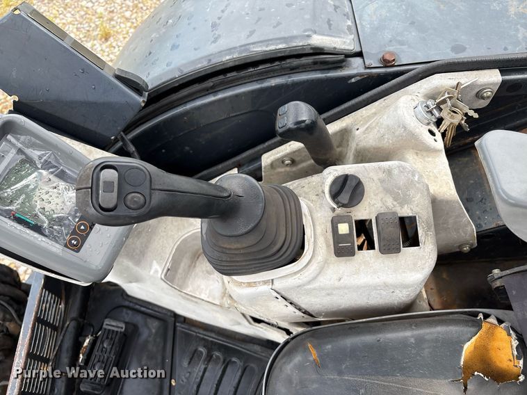 image for item EM2601 2014 John Deere 35G mini excavator