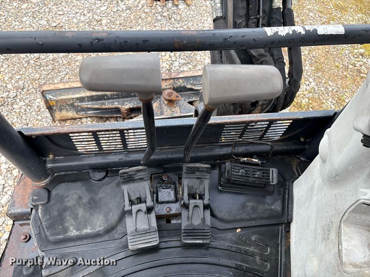 image for item EM2601 2014 John Deere 35G mini excavator