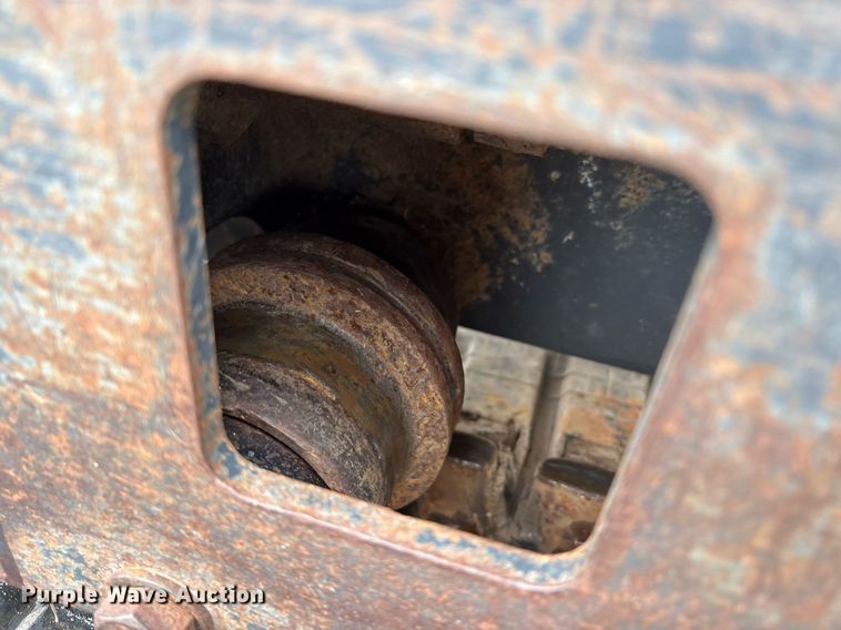 image for item EM2601 2014 John Deere 35G mini excavator