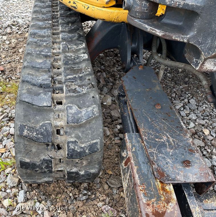 image for item EM2601 2014 John Deere 35G mini excavator