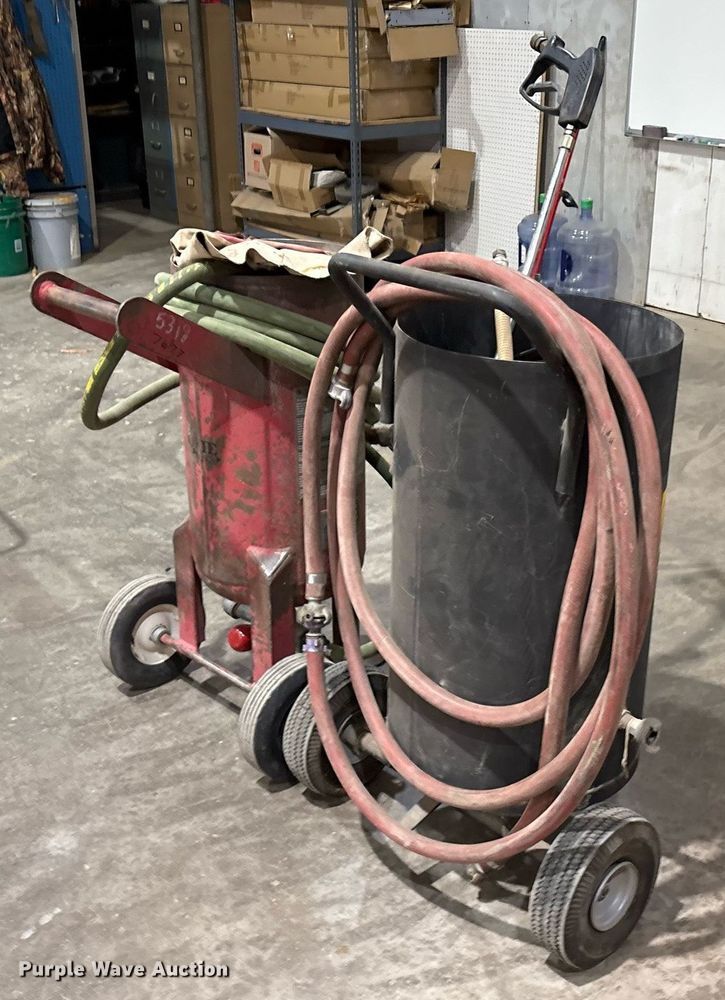 image for item EM2617 Tools